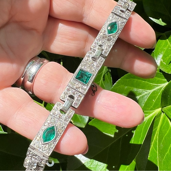 VINTAGE ART DECO EMERALD GREEN COLOR PASTE GLASS RHINESTONES CRYSTALS BRACELET